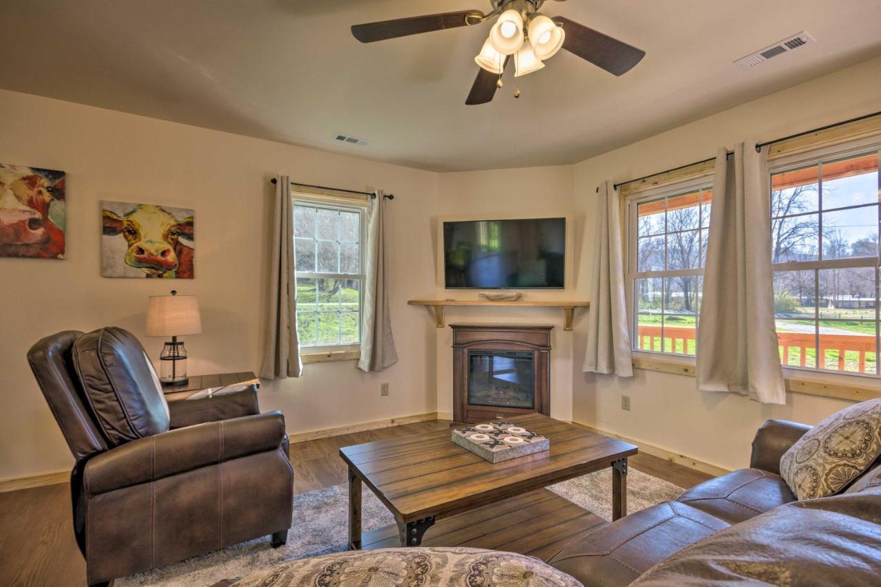 Cozy Smoky Mountain Cabin By Tuckasegee River! 브라이슨시티 외부 사진